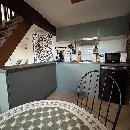 Haring Spot Apartment