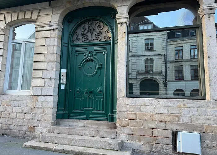 Haring Spot Apartment *